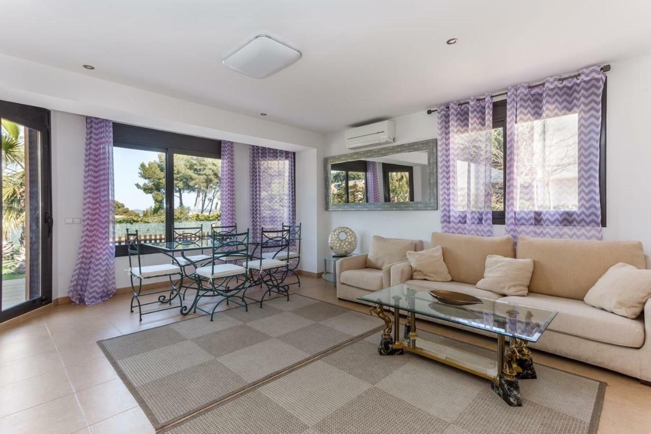 Luxury Villa Near The Sea 圣安东尼奥·德·卡隆 外观 照片